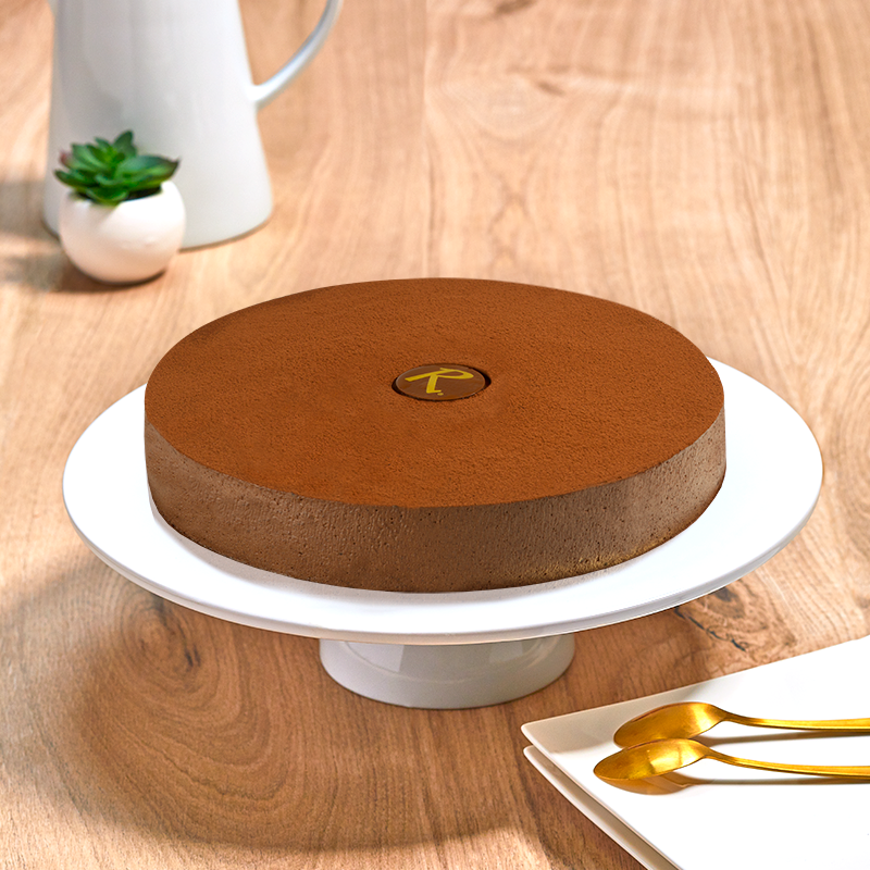 une délicieuse mousse au chocolat, par les pâtisseries La Romainville